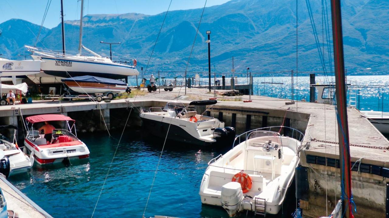 Dv Garda Suite Campione del Garda Kültér fotó